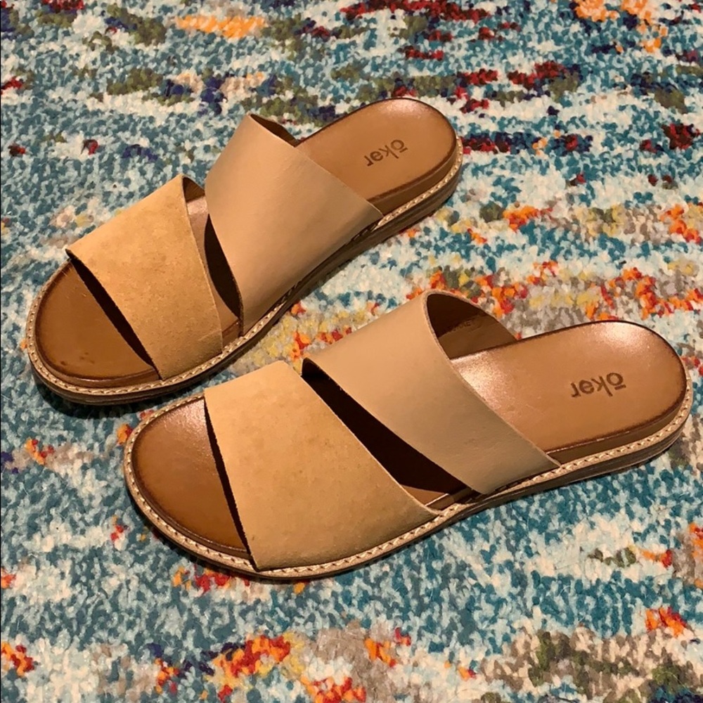 Oker Sandals